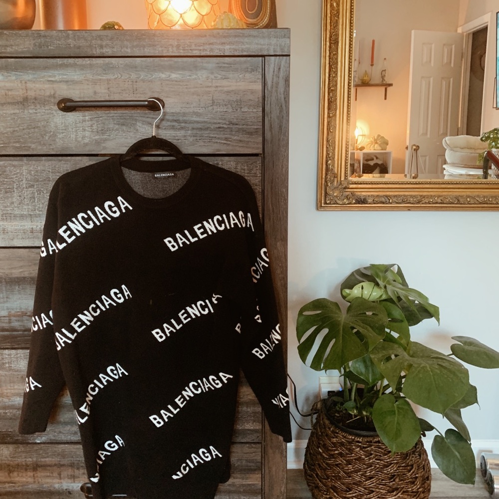 *not authentic* Balenciaga black & white sweater